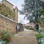 Le Just 3 Pers Апартаменты Saint-Rambert-sur-Loire